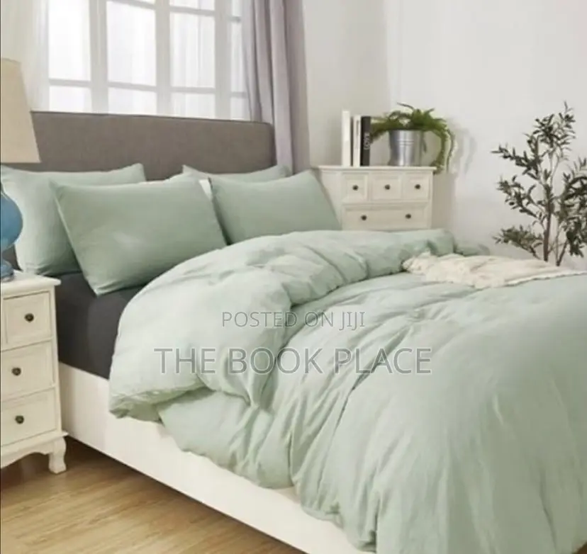 Beautiful Bedding and Pillows Case