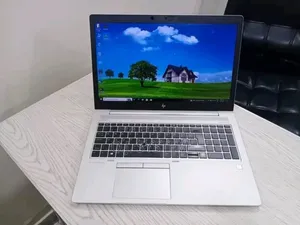 Laptop HP EliteBook 755 G5 8GB AMD Ryzen 7 SSD 256GB