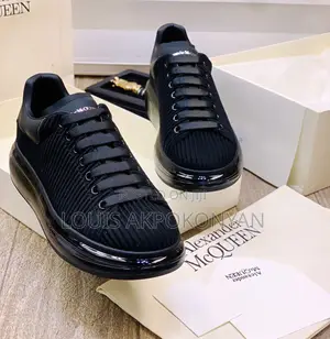 Luxury Alexander McQueen Sneakers