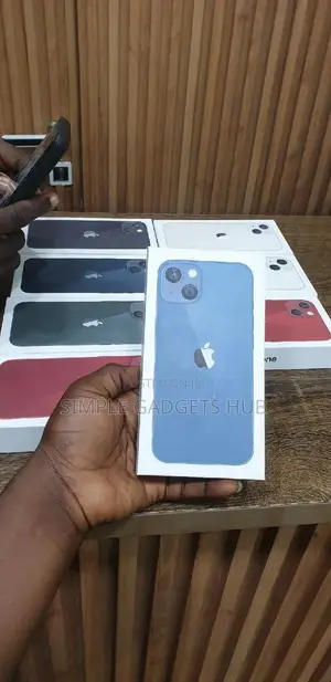 New Apple iPhone 13 128 GB