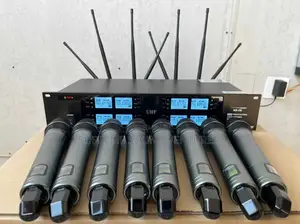 Shure 8 in 1 Handled Microphone