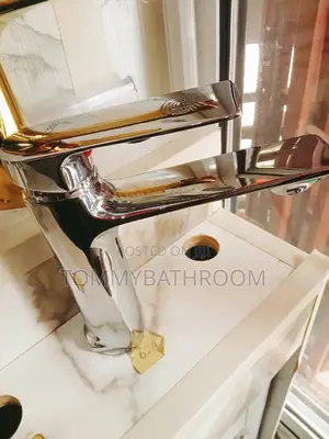 Sliver Basin Mixer