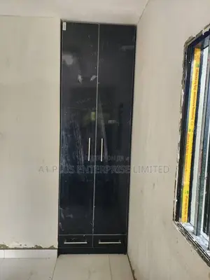 L800 X H2650 Wardrobe Black Gloss Finish