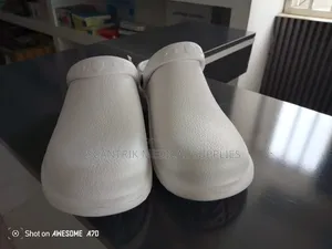 Comfortable Waterproof Clog