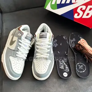 Nike Sb Dunk Low Pro