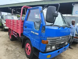 Toyota Dyna 200