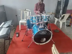 Pearl Drum Roadshow 5 Set