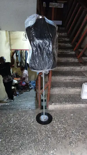 Black Female Size 10 Body Form With Round Metal Base