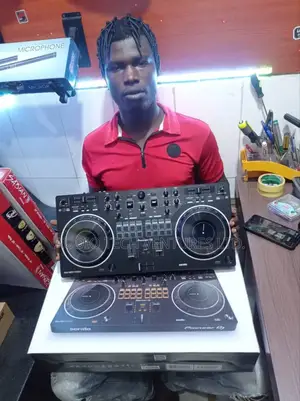 Pioneer DDJ Rev 1 Controller
