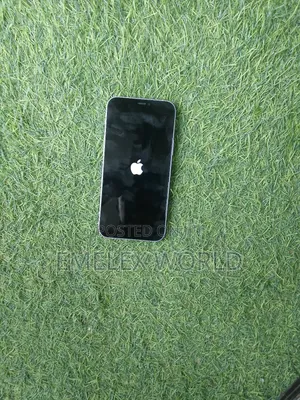Apple iPhone 12 64 GB Purple