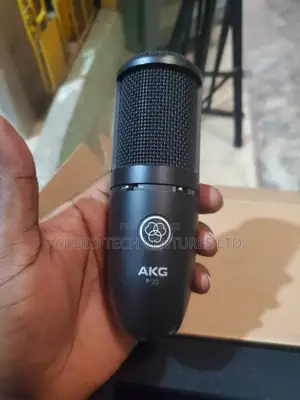 Akg Studio Microphone P120