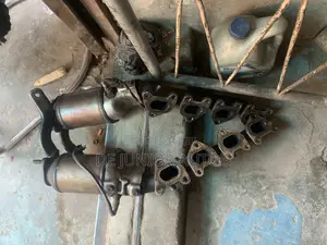 Catalyst for Hyundai Genesis 2010-16 V8 Engine