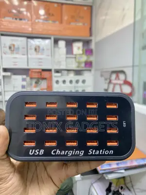 20-Ports Smart Desktop USB Charging Station - 100W
