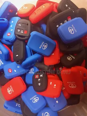 Soft Silicone Rubber Protective Key Case for Toyota