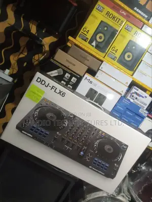 Pioneer DDJ FLX 6 Controller