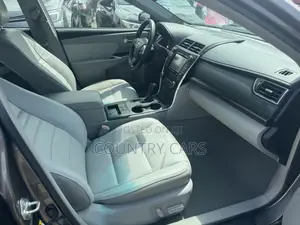 Toyota Camry 2016 Gray