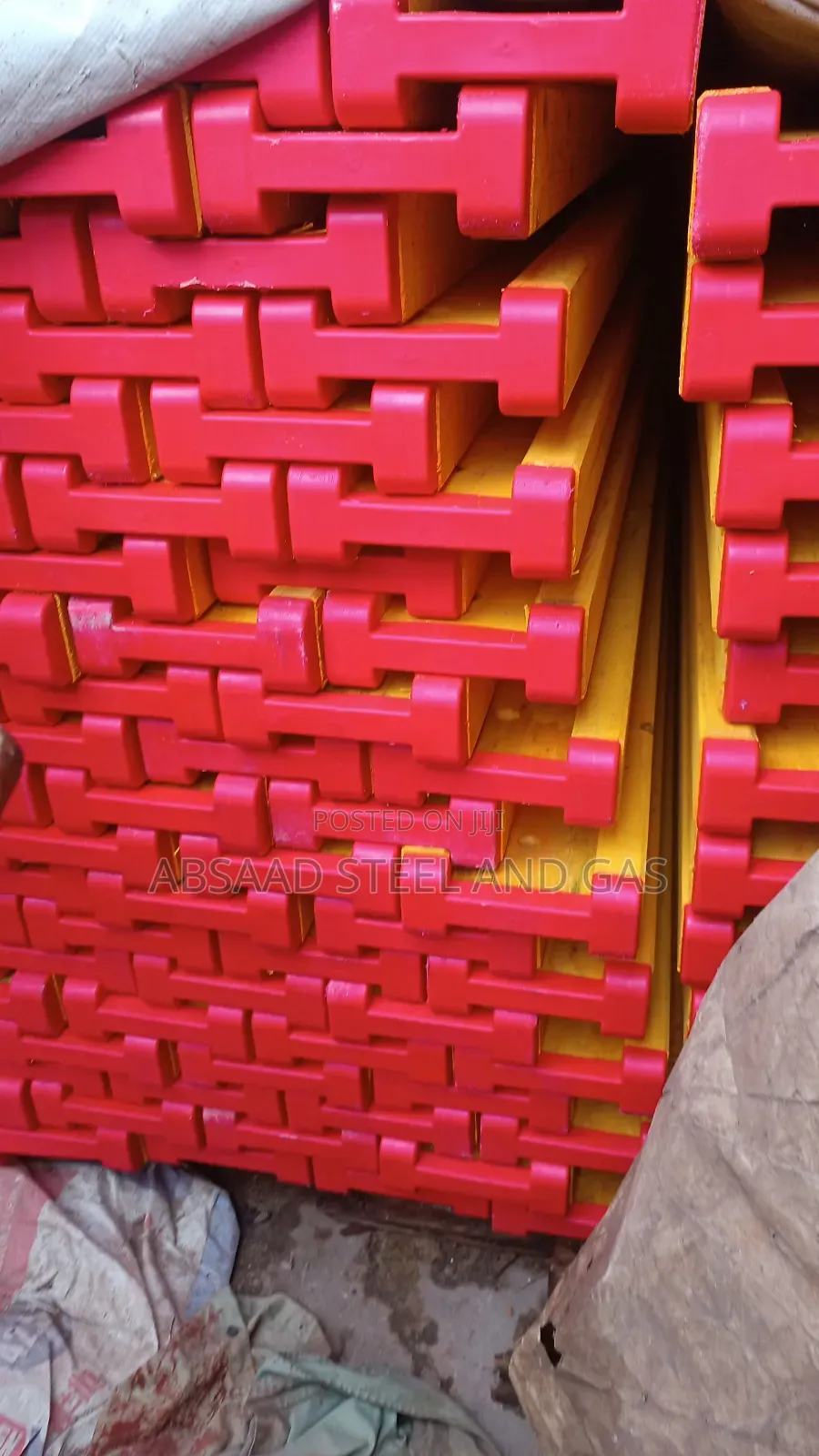 Yellow/ Doka Beam