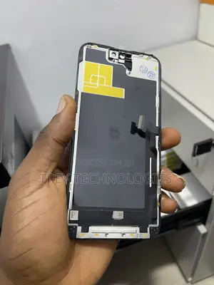iPhone 14promax Screen With Good Display (Free Installation)