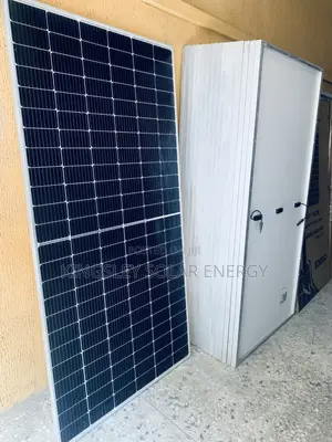 Sunpower Solar Panel (Halfcut) 650watts