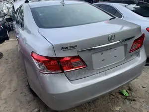 Lexus ES 350 2012 Silver