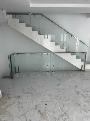 10mm Thick Tempered Glass Handrail