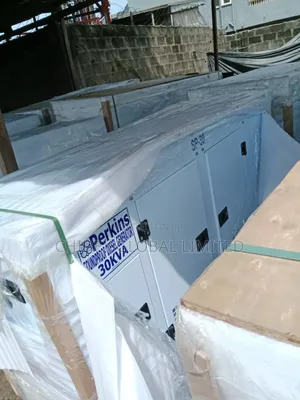 30kva and 40kva Perkins Soundproof Diesel Generator 100%