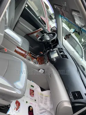 Toyota Highlander Limited 2012 Gray