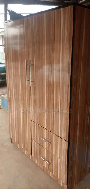 Quality Wardrobe With Drawers