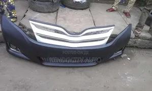 Bumper, Foglight Nd Front Grill Complete Venza 