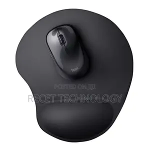 Mouse Pad With Gel Wrist Support