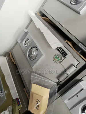 Safe (GB102F)