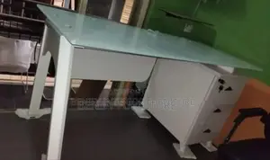 1.2 Meter Executive Table With Glass Top