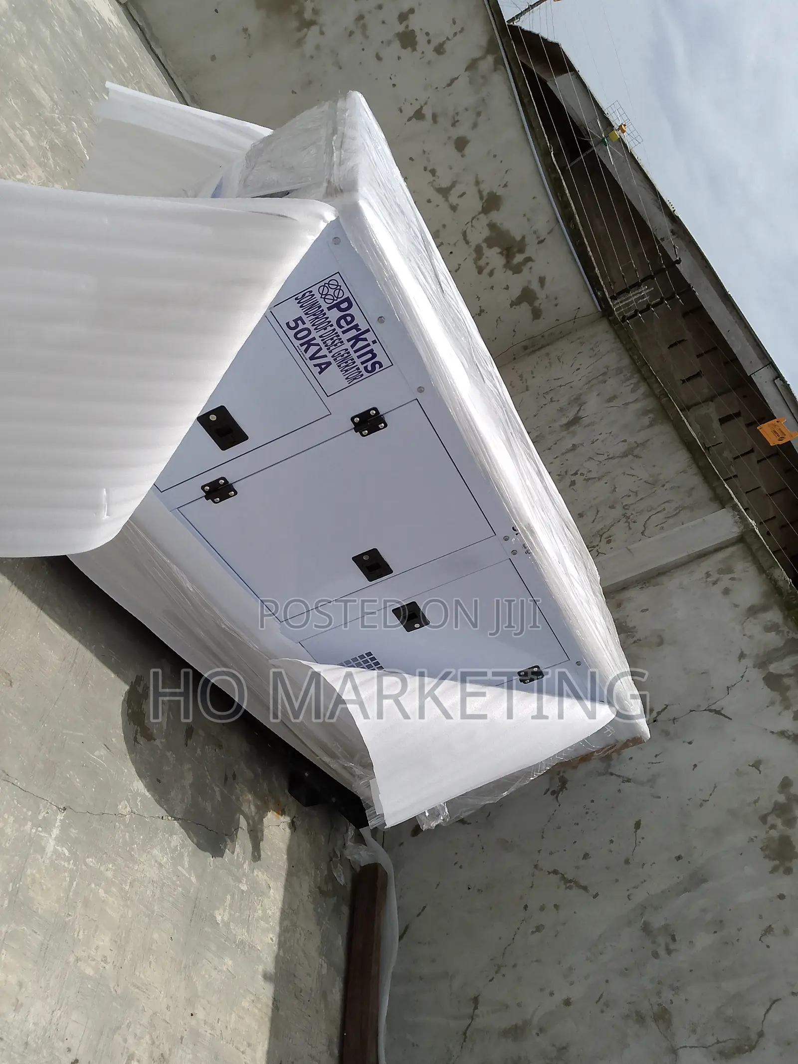 Portable Perkins Soundproof Gen~50kva