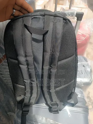 Medium Tiroll Laptop Bag