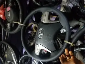 Complete Sterling Wheel With Airbag for Highlander 2009