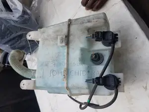 Water Reservoir With Engine Toyota Highlander 2009