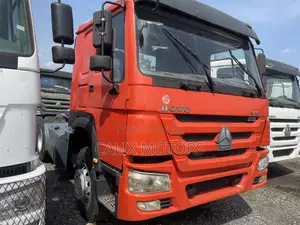 Foreign Used Howo Truck Tractor Head.