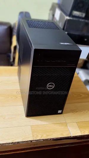 Desktop Computer Dell 32GB Intel Core I7 SSD 512GB