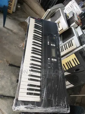 Yamaha E343 Keyboard
