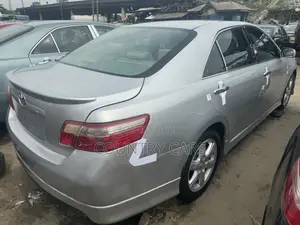 Toyota Camry 2009 Silver