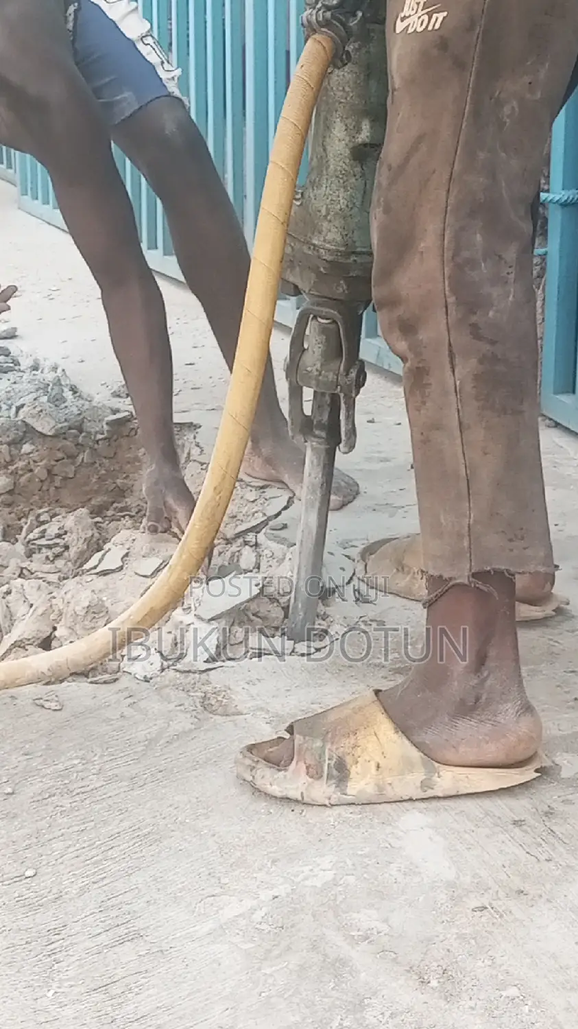 Jack Hammer Compressor For Rent