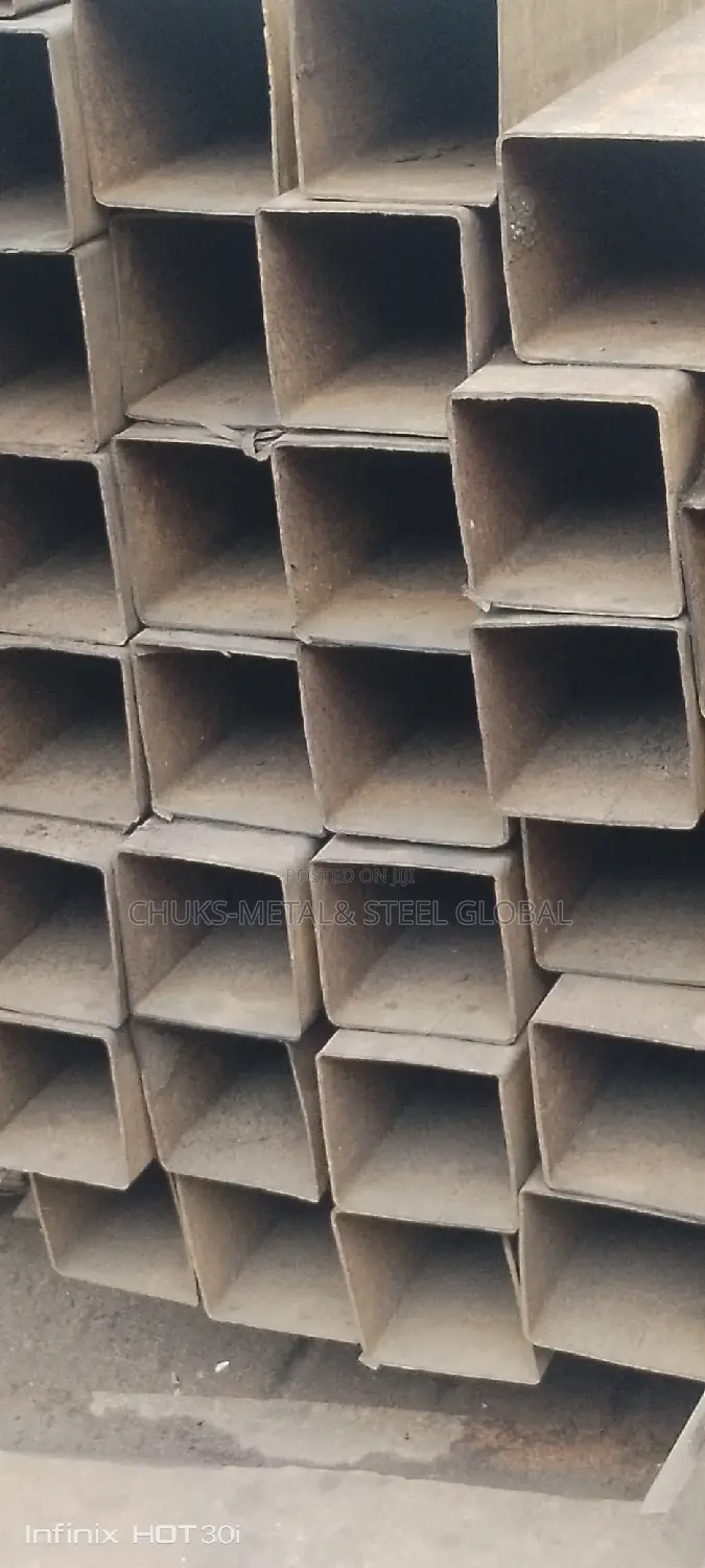 150*150 Square Pipe Black Thick