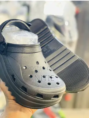 Crocs Hikers Xscape Clogs
