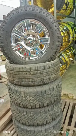 Monster Alloyd Wheels and Tires for Ford Suv