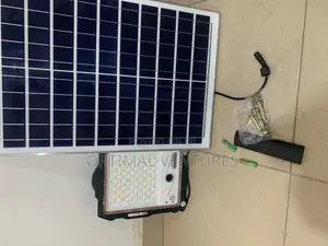 200w 2 in 1 Solar Street Light With CCTV