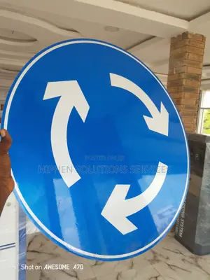 Roundabout Give Way