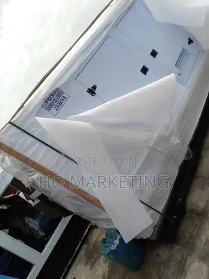 Super Soundproof Perkins Generator~250kva