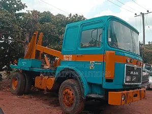 Truck Towing and Rescue Service Available