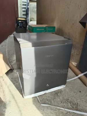 Hisense 45l Bedside Refrigerator Brand New