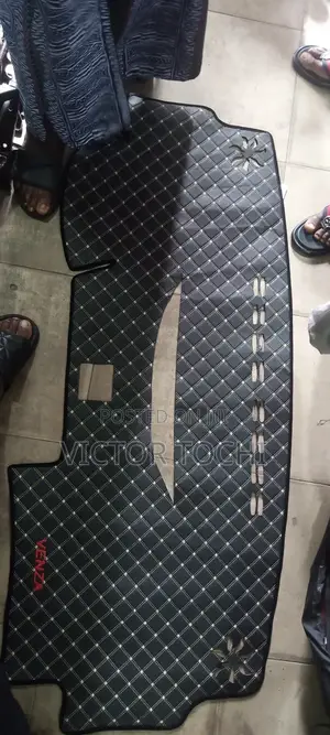 Leather Draft Dashboard Cover for Toyota Venza